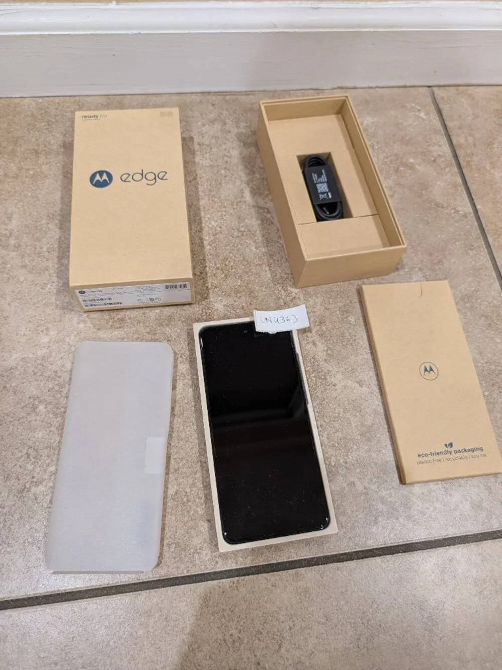 Motorola Edge 128GB Gray Network Unlocked 6.6in OLED 50MP Camera 8GB RAM 128 HD